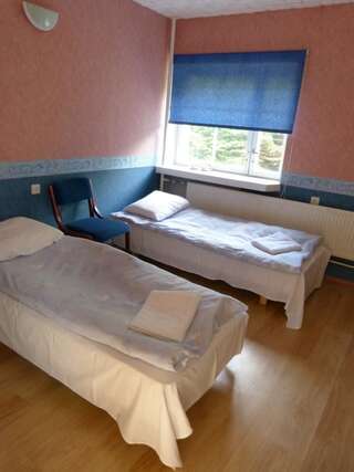 Хостелы Viva Pirita Hostel Таллин Двухместный номер с 1 кроватью или 2 отдельными кроватями, общая ванная комната-1